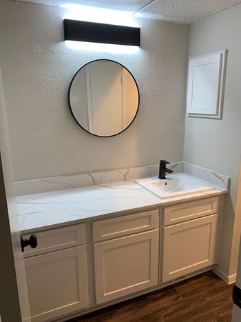 Upgraded Bathroom Northwest Austin Apartments